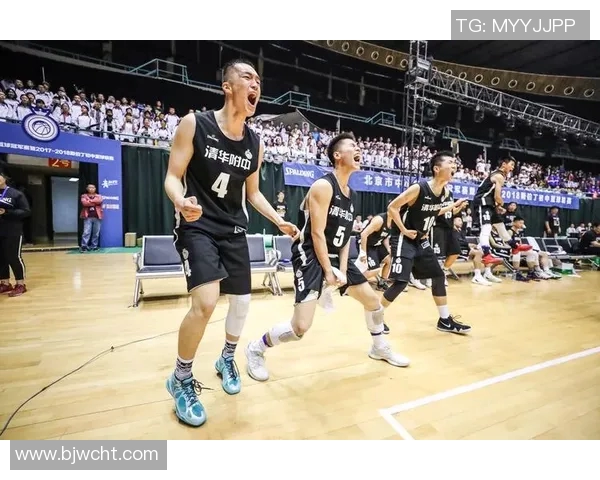 赛后分析:北京篮球队与武汉篮球队的默契配合与战术对抗探讨 赛后分析:北京篮球队与武汉篮球队的默契配合与战术对抗探讨