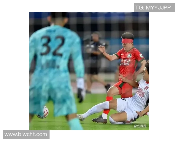 足球明星因商业纠纷被告上法庭引发媒体热议和球迷关注 足球明星因商业纠纷被告上法庭引发媒体热议和球迷关注