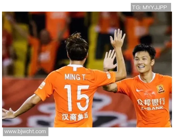 足球明星必备的专业足球装备清单与推荐指南