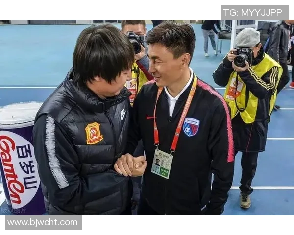 足球明星李铁的妻子揭秘她的生活与事业成就 足球明星李铁的妻子揭秘她的生活与事业成就