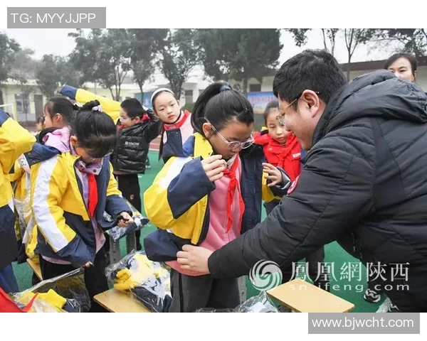 足球明星热心公益捐赠衣物和鞋子助力贫困儿童温暖冬季 足球明星热心公益捐赠衣物和鞋子助力贫困儿童温暖冬季