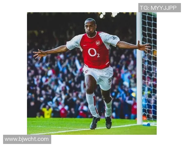 足球明星的传奇人生与他们对全球足球文化的深远影响