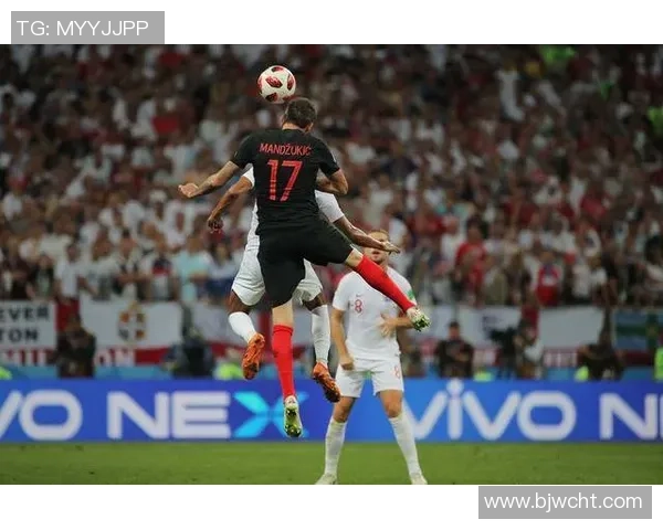 足球明星的善良之心与温暖行动谱写的感人故事 足球明星的善良之心与温暖行动谱写的感人故事