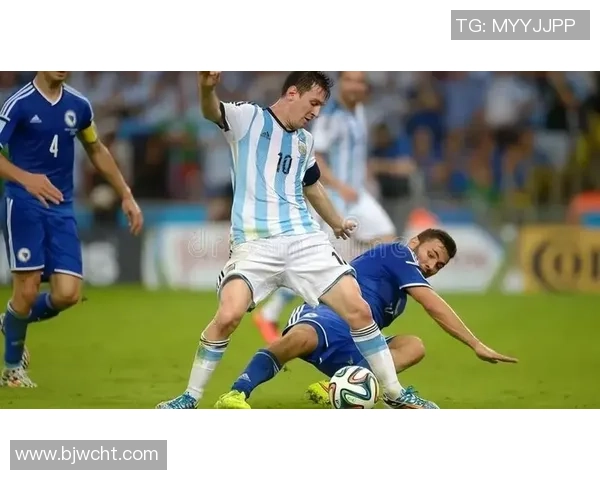 足球明星私下时尚穿搭大揭秘精彩瞬间尽在其中