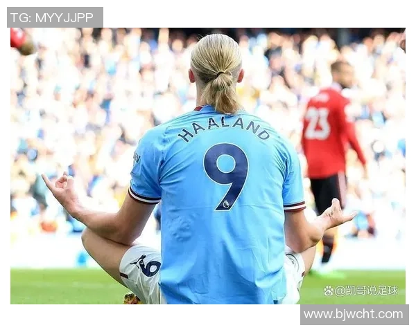 足球明星莱特的辉煌历程与成就揭秘